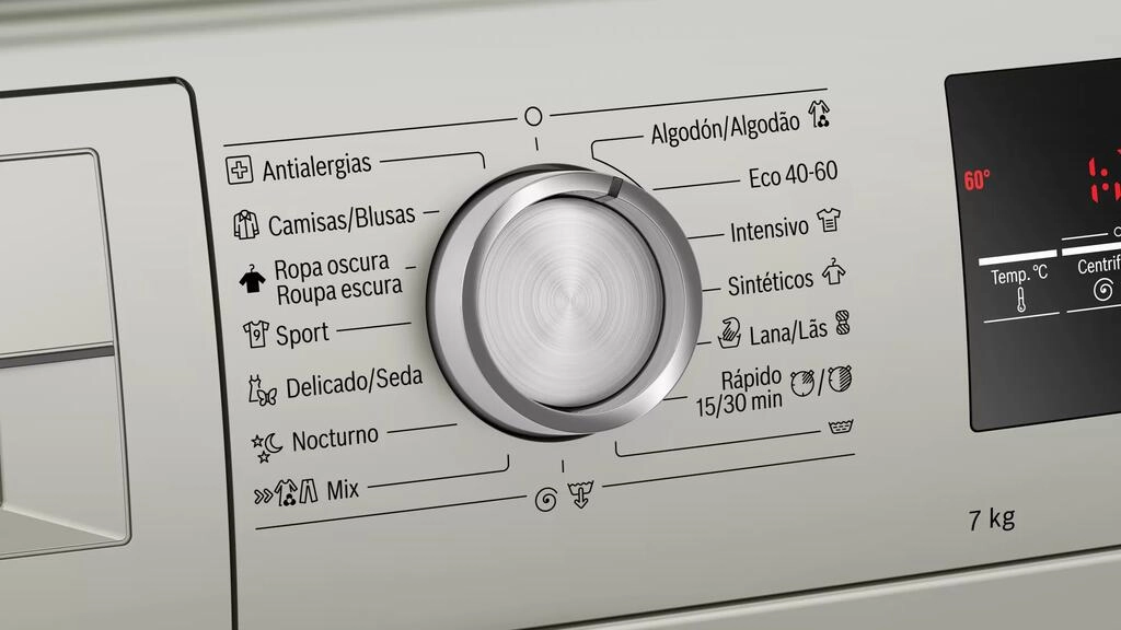 Serie 4 Máquina de Lavar Roupa, 7 kg 1200 rpm, inox Serie 4 Máquina de Lavar Roupa, 7 kg 1200 rpm, inox